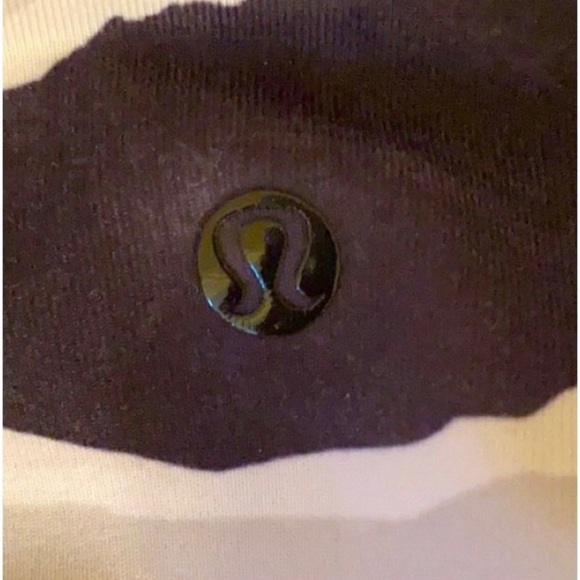 Lululemon Soulcycle Multicolor True Self Bleacher Stripe Crop Leggings, Size 0* - Picture 12 of 12